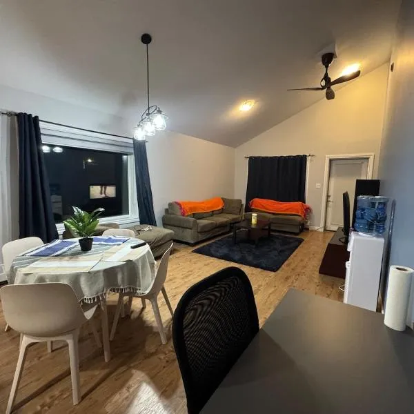Cambridge Bay में, होटल Private Home - Elegance at the Edge of the World