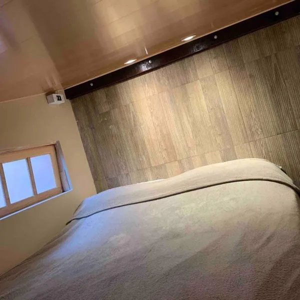 Tiny House Style Guest House, hotel v destinaci Curitiba