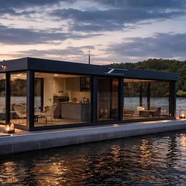 Luxus Hausboot - Exklusives Wohnen auf dem Wasser – hotel w Berlinie
