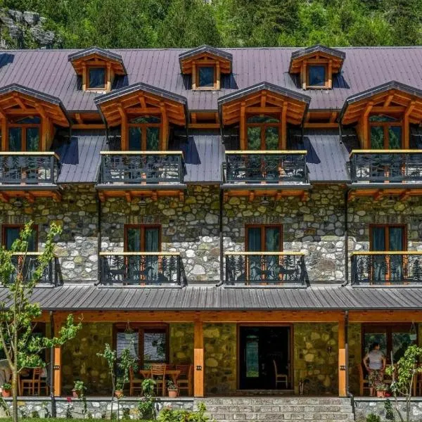 Golden Villa, hotel in Theth
