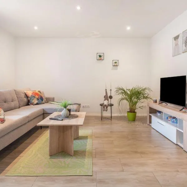 Ferienhaus Hedrich, hotel u gradu Gülzow