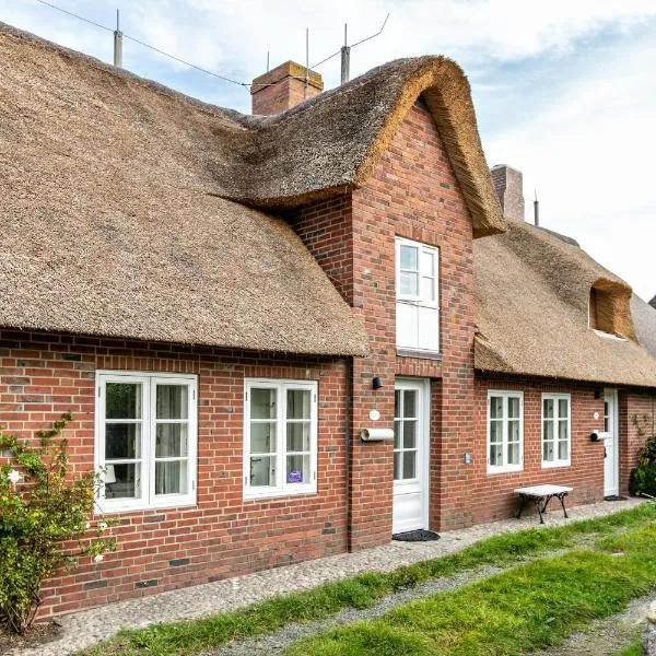 Skriiwers Hüüs, hotel en Alkersum