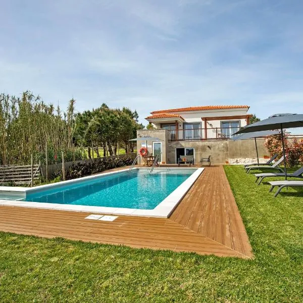 Quinta dos Raposos- Nazaré Portugal: Nazaré'de bir otel