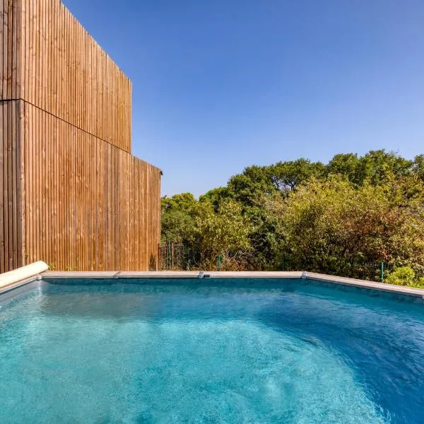 Maison Greenkub, khách sạn ở Générac