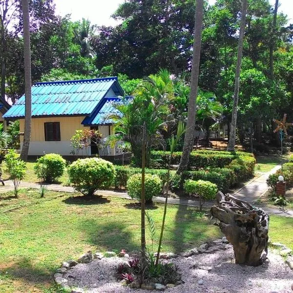 Sukorn Andaman Beach Resort, hotel v destinaci Ko Sukon
