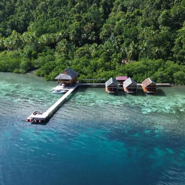 Mantastic Scuba and Lodge, hotel sa Pulau Mansuar