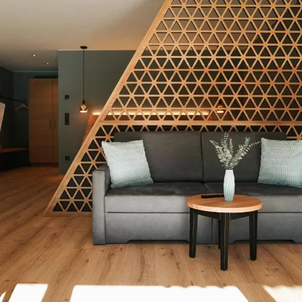 Aktiv Lodge Meran - Garden One، فندق في سان مارتينو