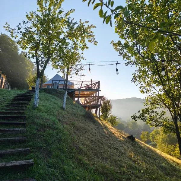 Lazy Dreams Voia Glamping - Cort Panorama, khách sạn ở Voia