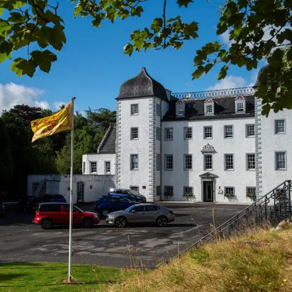 Barony Castle Hotel, hotel en Peebles