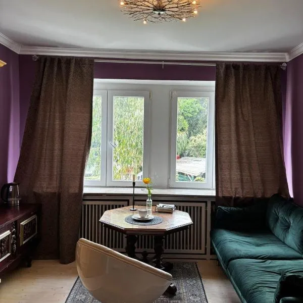 Große Zimmer mit einem Bad, ξενοδοχείο σε Mönchengladbach