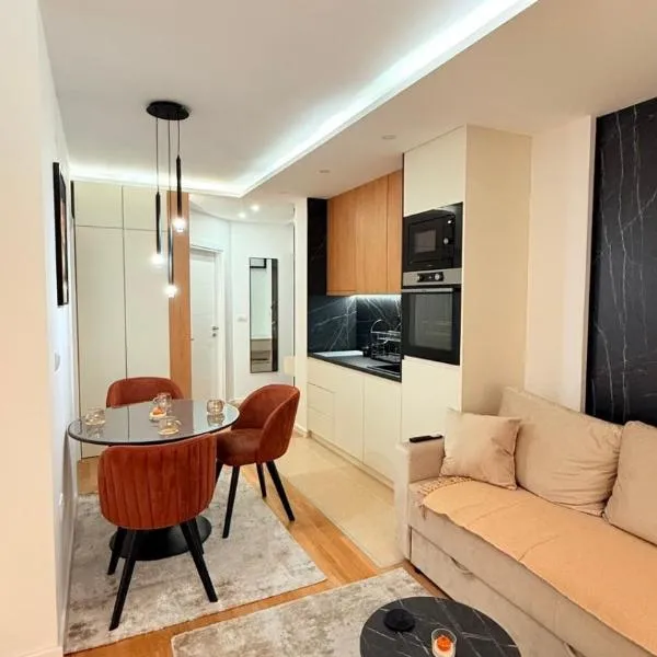 Altura Garden 1 โรงแรมในVrnjačka Banja
