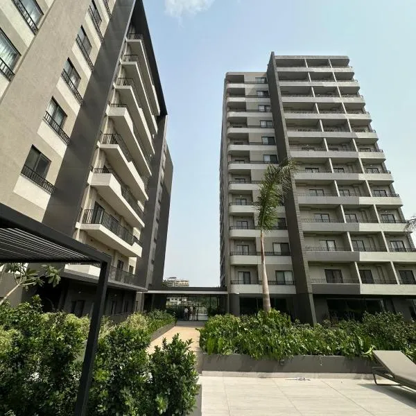 Delali Residence at The Bantree 5 mins from Airport، فندق في آكرا