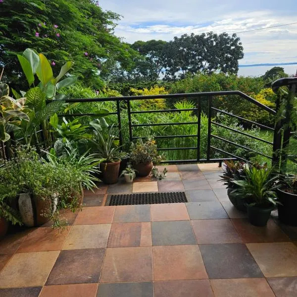 Aivilo Home, Hotel in Kampala