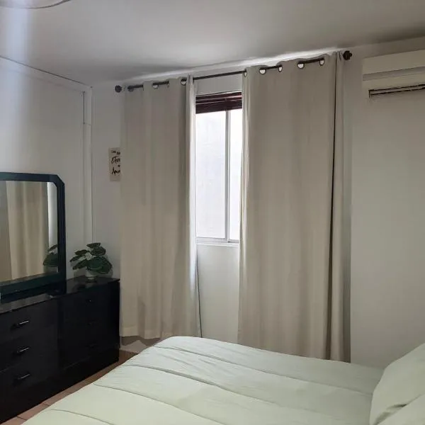 Cuarto Independiente Bosques del Contry, hotel din Monterrey