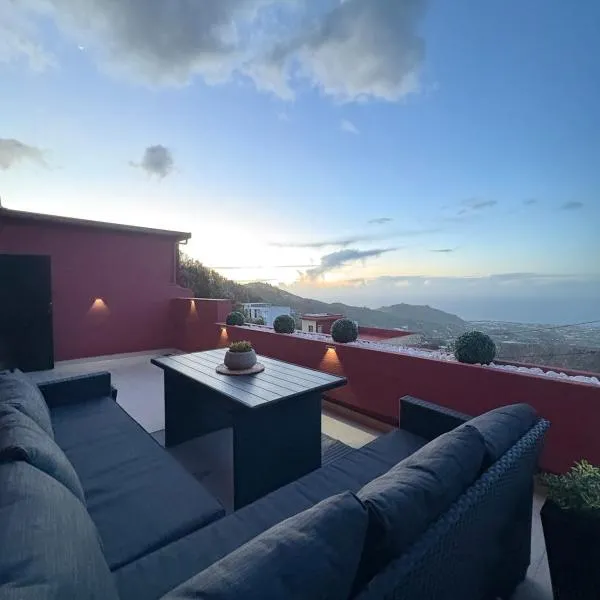 Apartamento moderno con amplia terraza y vistas al mar, hotel v destinaci Tegueste