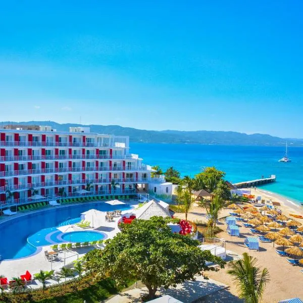 Grand Decameron Cornwall Beach, A Trademark All-Inclusive Resort, ξενοδοχείο στο Μοντέγκο Μπέυ