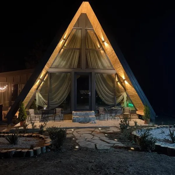 Cabana A Vic โรงแรมในTaşca