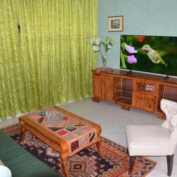 Residence 33 vèrte, hotel v destinácii Guelmim