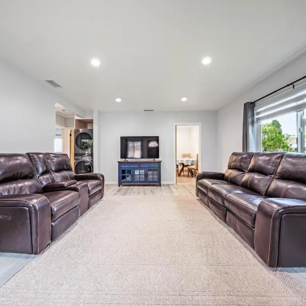 Lovely 2bedroom next to Santa Monica college: Los Angeles'ta bir otel