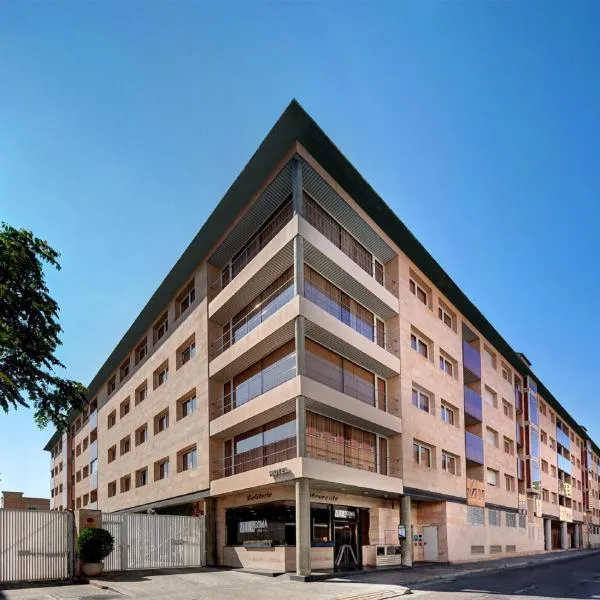 U Hotel Villa-Gomá, hotel en Zaragoza