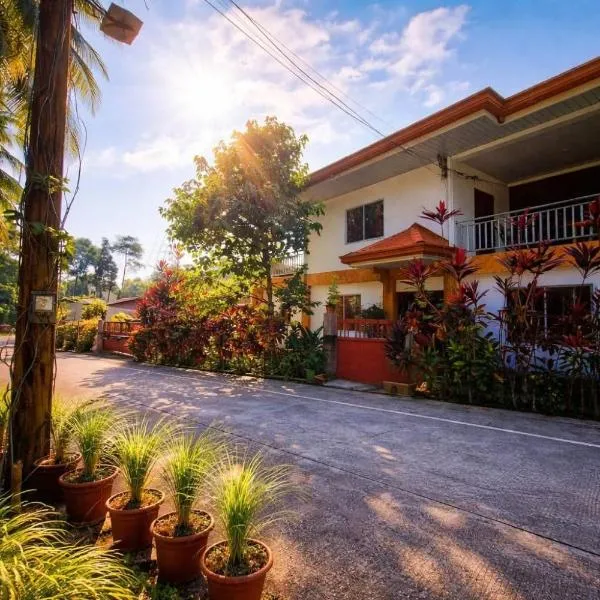 Jenalfe Guest House, hotel em Camiguin