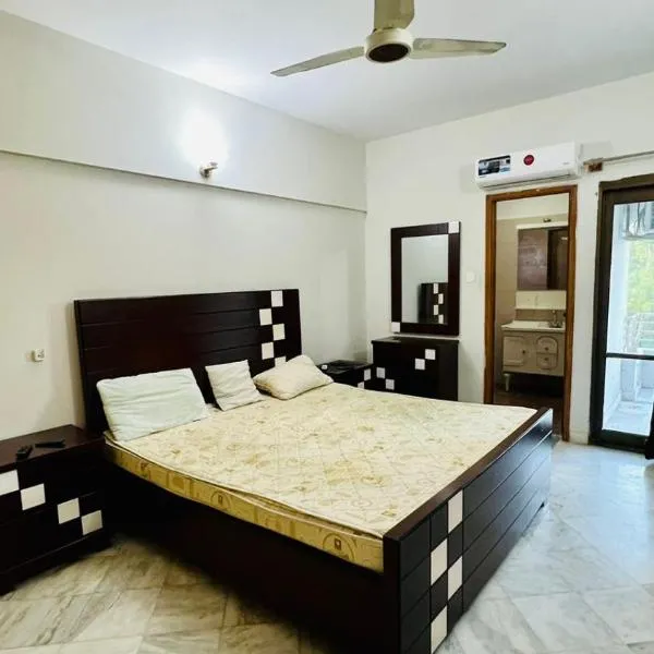 Rawalpindi में, होटल Cozy and Private 2BHK Apartment Islamabad - Netflix-AC-Kitchen-Free Parking