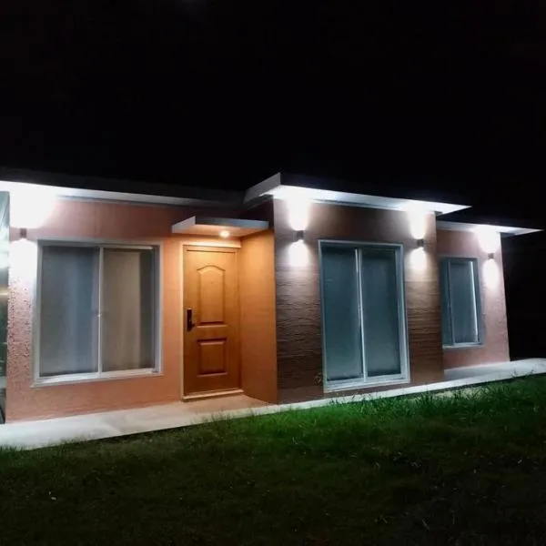 Casa en Altos de San Carlos Colonia del Sacramento, ξενοδοχείο σε Κολονία ντε Σακραμέντο