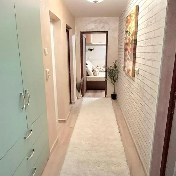 Релакс Апартамент, hotel a Vratsa