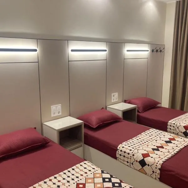Fabuleux appartements à Canastel & Akid Lotfi, hotel in Oran