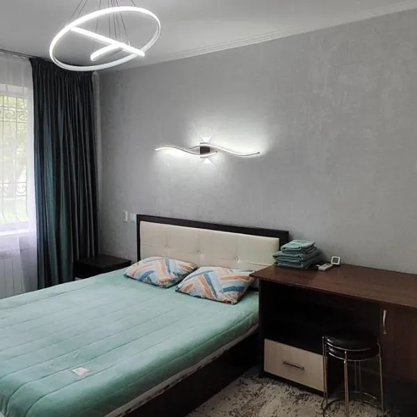 Квартира LUX на набережной - Luxury waterfront apartment, hotel em Taraz