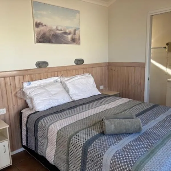 Longreach Starlight Cabins - Boutique Outback Accommodation, hôtel à Longreach