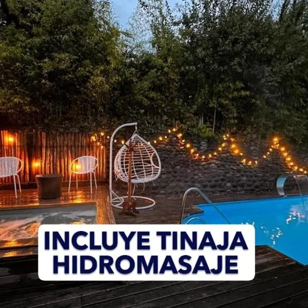 Hotel Lagoluz, hotel en Pucón