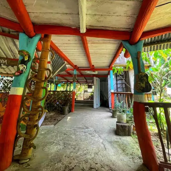 El Mirador Reserva Eco-Turistica، فندق في La Macarena