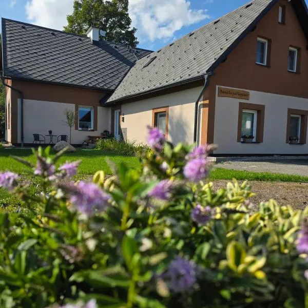 Pohodička pod Verpánem, hotel in Batňovice