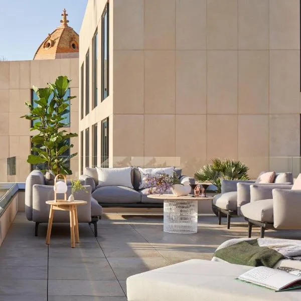 ME by Meliá Barcelona – hotel w Barcelonie