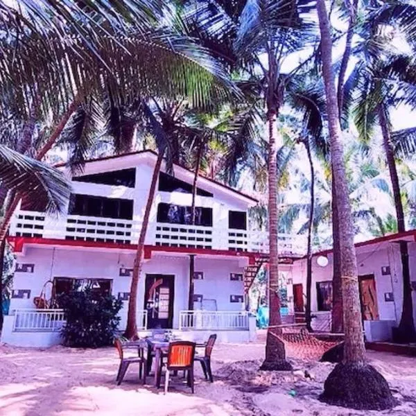 Samant Beach Resort, ξενοδοχείο σε Malvan