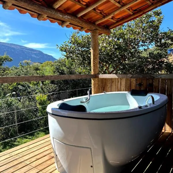 Chalé Aconchego da Lapinha Vista para Montanhas Piscina e Natureza, hótel í Santana do Riacho