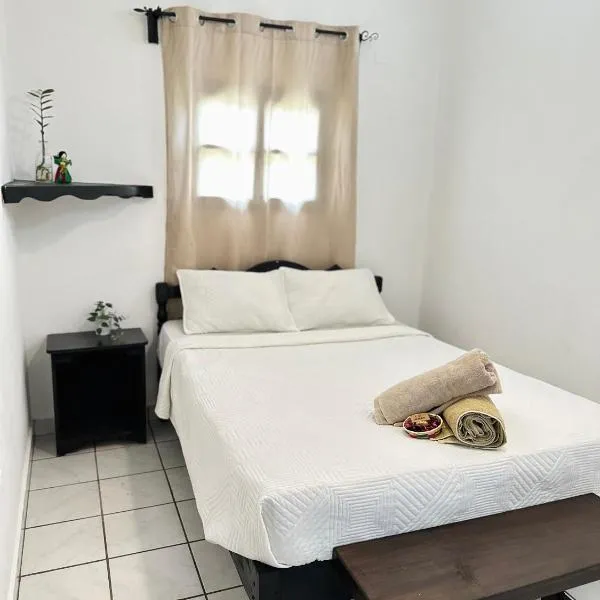 Guest House Don Moisés: Copan Ruinas'ta bir otel