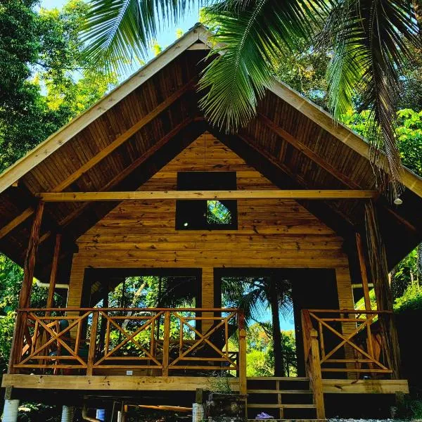 The Pause Ecocabins, hotel u gradu Bocas Town