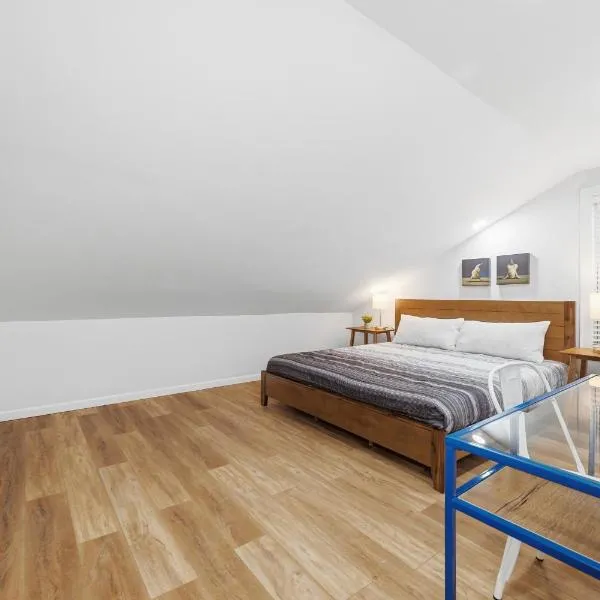 Pittsburgh Millvale E Modern and Quiet Private Bedroom with Shared Bathroom, hotel Pittsburgh-ben