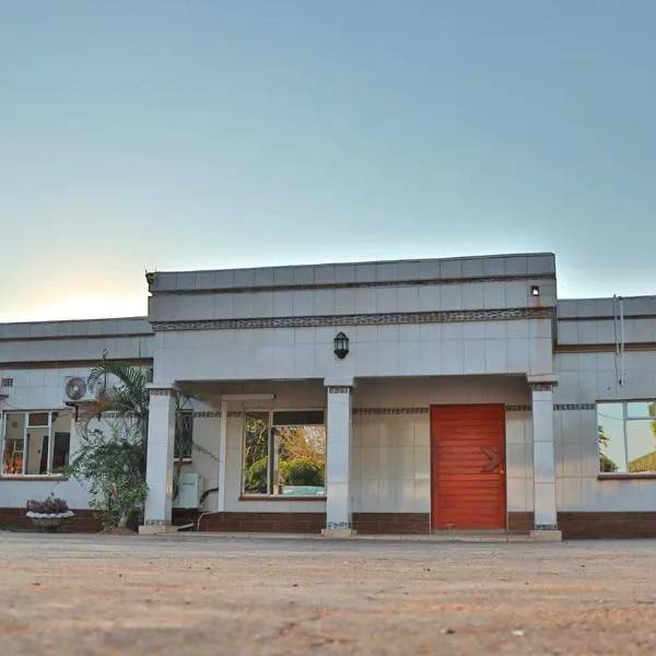 Molejo Guest House, hotel a Palapye