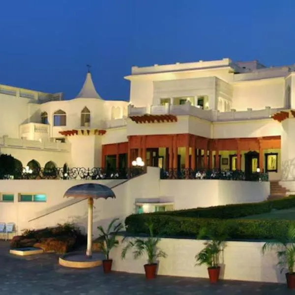 Noor-Us-Sabah Palace – hotel w mieście Bhopal