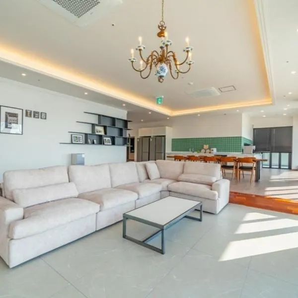 Muan Oberman Pet friendly Pool Villa, hotel di Muan