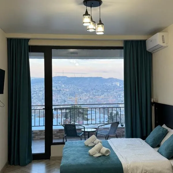 BROTHERS APARTMENTS WITH TERRACe IN OLD TBILISI, hotel a Tbilisi