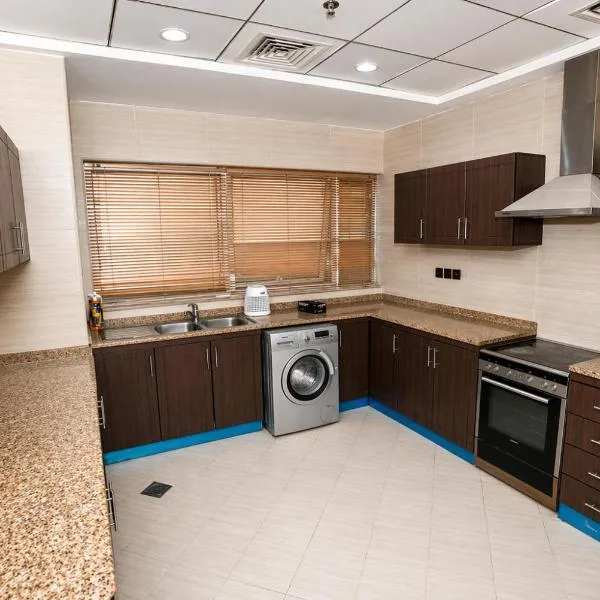 Modern Hostel Near Burjuman Metro Great Location, hotel a Dubai