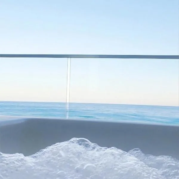Pnoé Sea View Suites, хотел в Лименас