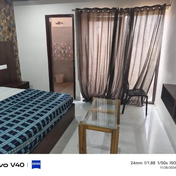 Shaurya Hotels, hotel din Gondia