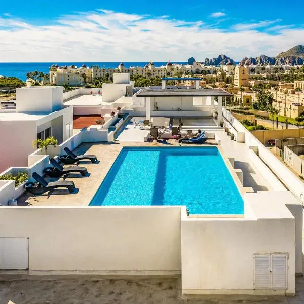 Bahia del tezal 202b: 2BR/2BT Condo, Big pool, 5 minutes walk to Beach!, khách sạn ở Cabo San Lucas