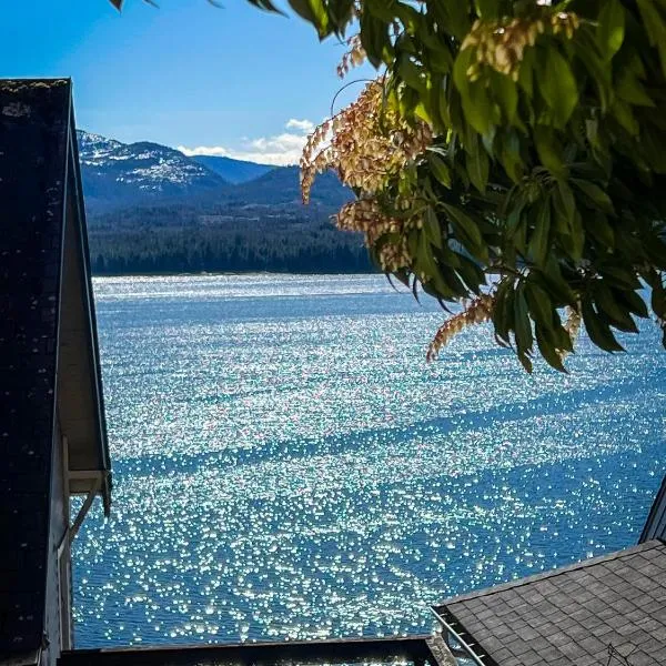 Hummingbird downtown water view apartment, hotel din Ketchikan