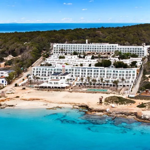 Hotel Riu Palace La Mola, hotel Playa Migjornban